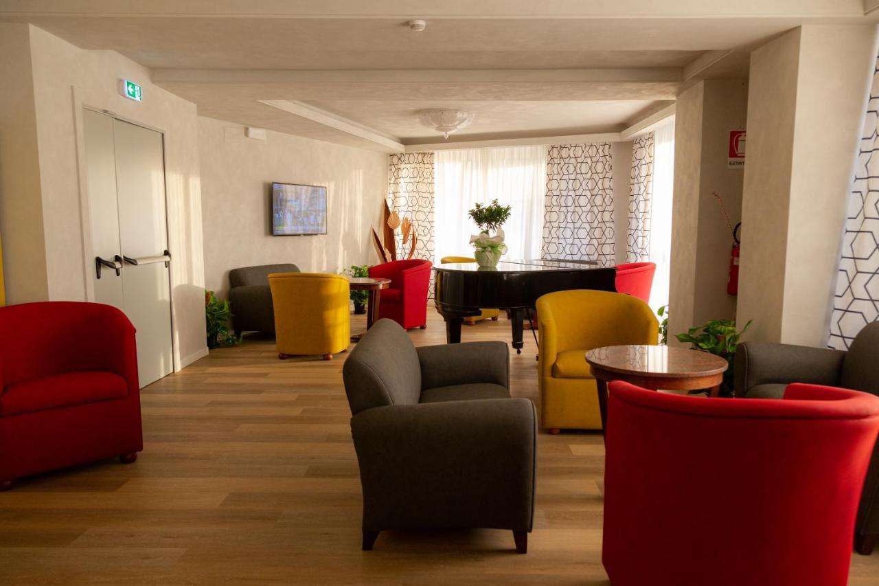 Wave Hotel Acireale Dış mekan fotoğraf